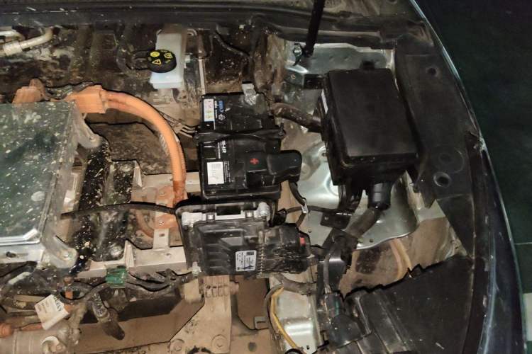 Used Geometry G6 2022 620 New Fun Edition Engine Bay Left