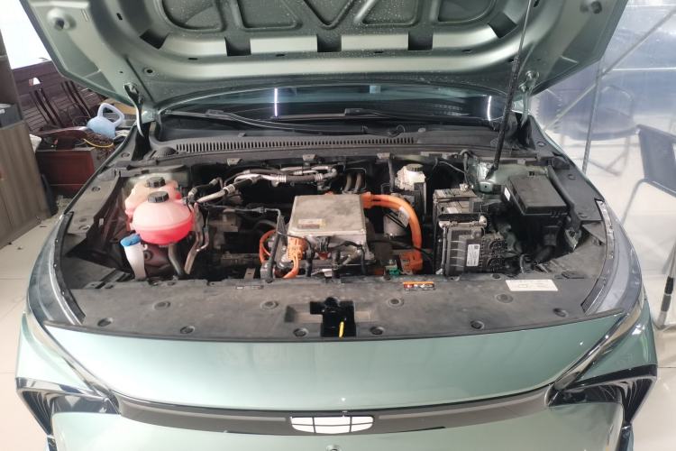 Used Geometry G6 2022 620 New Fun Edition Engine Bay