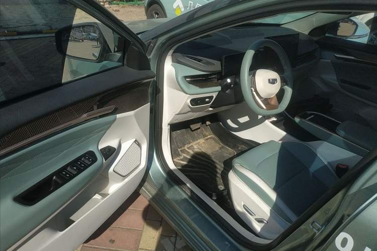 Used Geometry G6 2022 620 New Fun Edition Interior 2