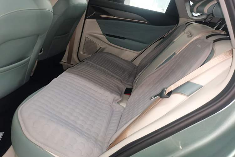 Used Geometry G6 2022 620 New Fun Edition Interior 4