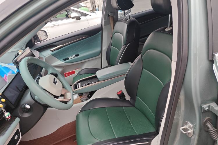 Used Geometry G6 2022 620 New Fun Edition Left Front Seat