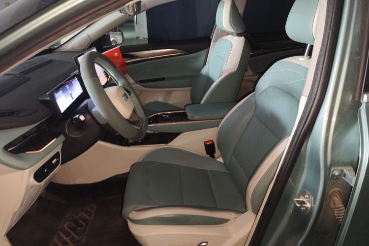 Used Geometry G6 2022 620 New Fun Edition Left Front Seat