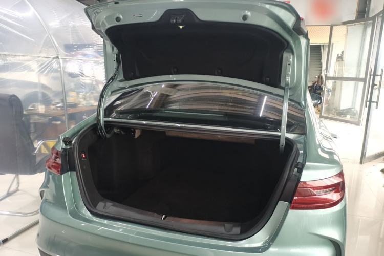 Used Geometry G6 2022 620 New Fun Edition Trunk