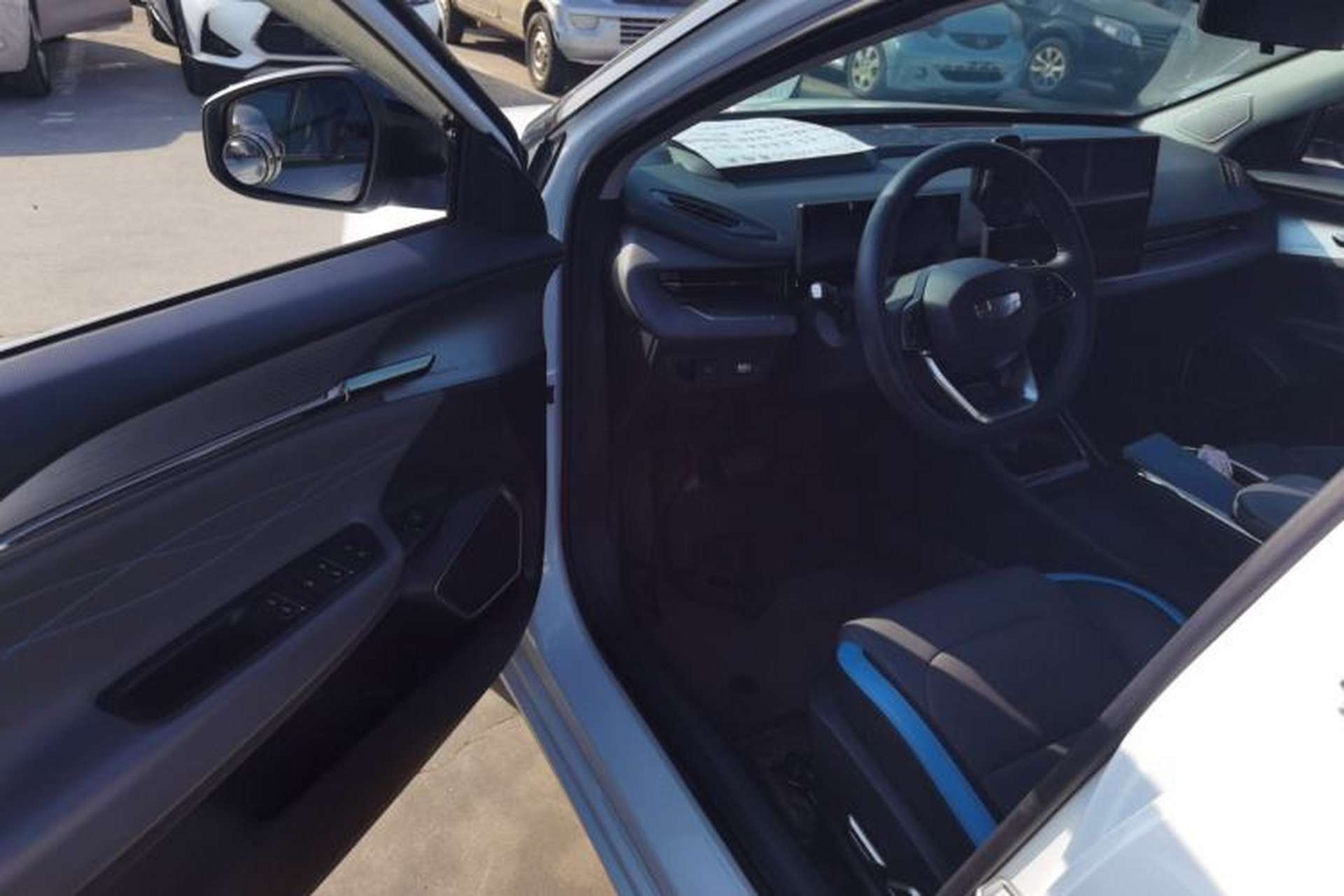 Used Geometry G6 2022 620 New Fun Edition Driver Seat