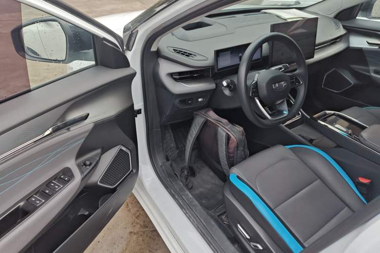 Used Geometry G6 2022 620 New Fun Edition Driver Seat