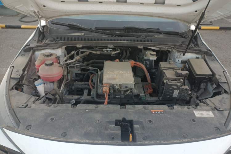 Used Geometry G6 2022 620 New Le Xinying Engine Bay