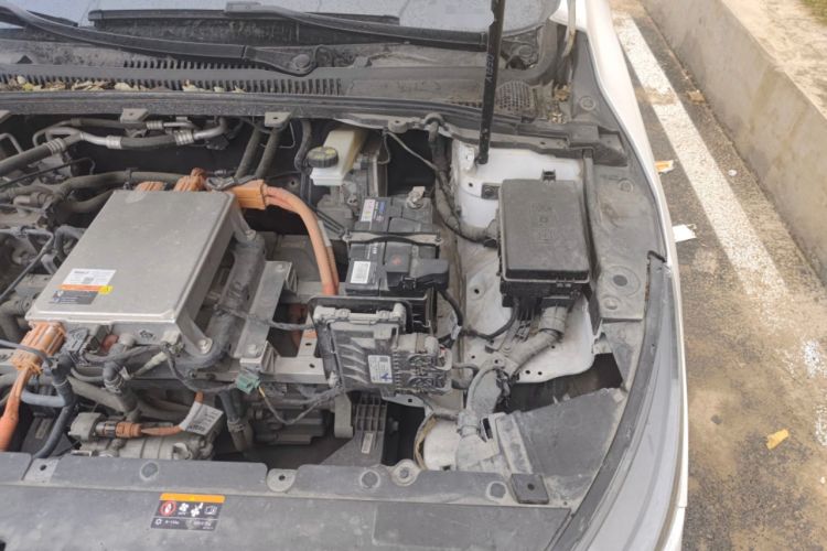 Used Geometry G6 2022 480 New Enjoyment Version Engine Bay Left