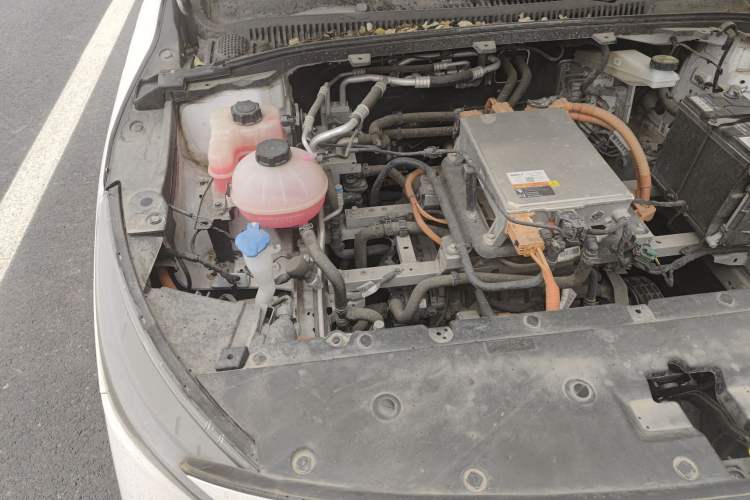 Used Geometry G6 2022 480 New Enjoyment Version Engine Bay Right