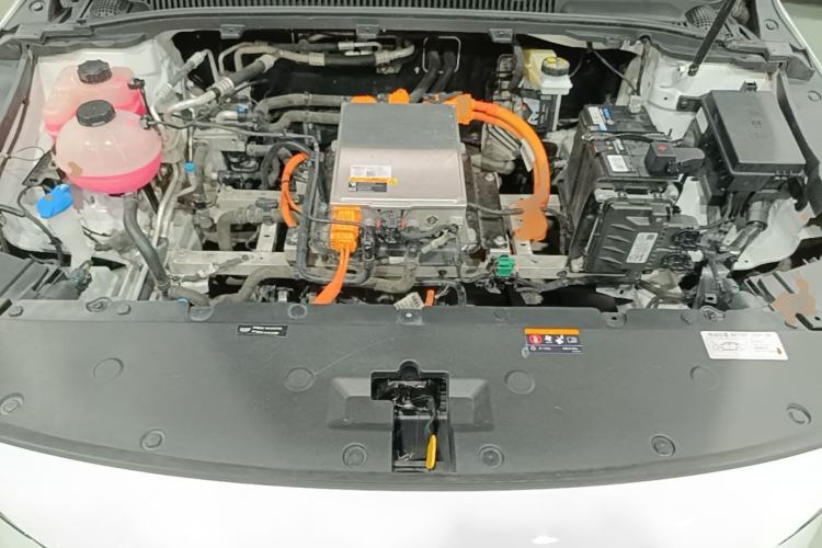 Used Geometry G6 2022 620 New Le Xinying Engine Bay