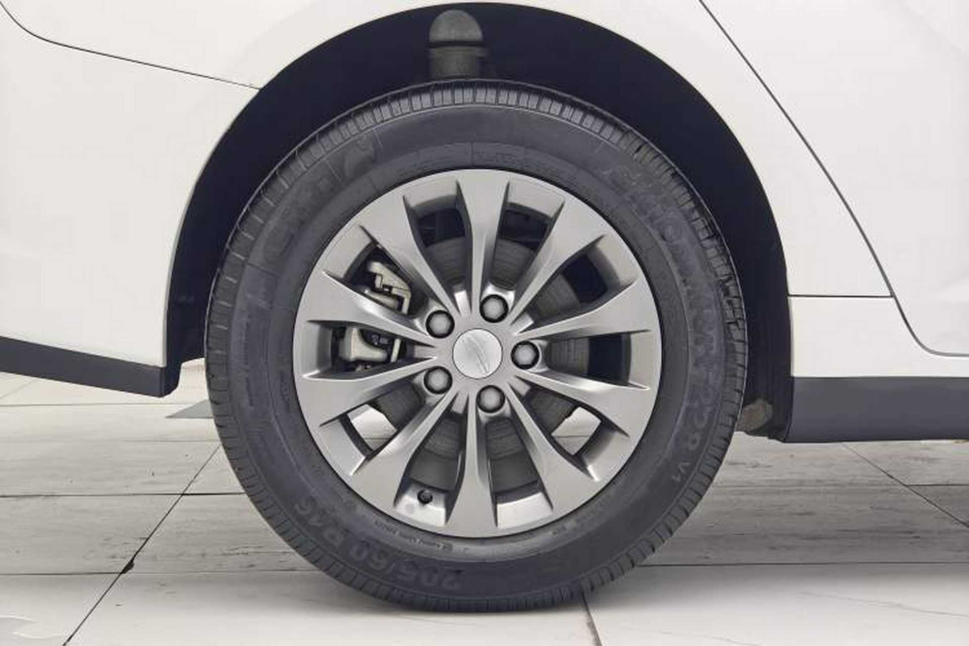 Used Geometry G6 2022 480 New Smart Type Exterior 9