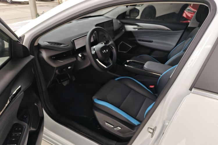 Used Geometry G6 2022 480 New Enjoyment Version Interior 3