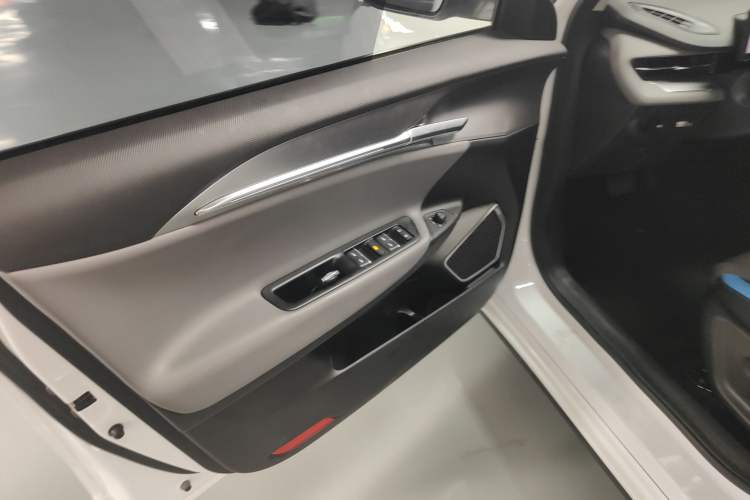 Used Geometry G6 2022 480 New Smart Type Interior 7