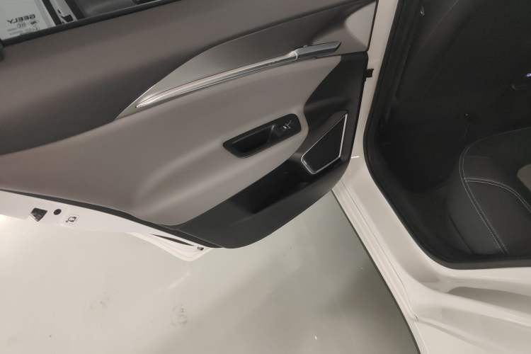 Used Geometry G6 2022 480 New Smart Type Interior 8