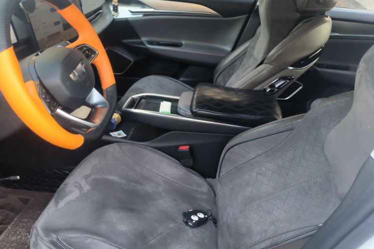 Used Geometry G6 2022 620 New Le Xinying Left Front Seat