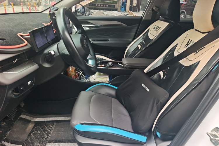 Used Geometry G6 2022 480 New Enjoyment Version Left Front Seat