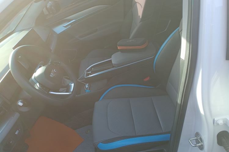Used Geometry G6 2022 480 New Smart Type Left Front Seat