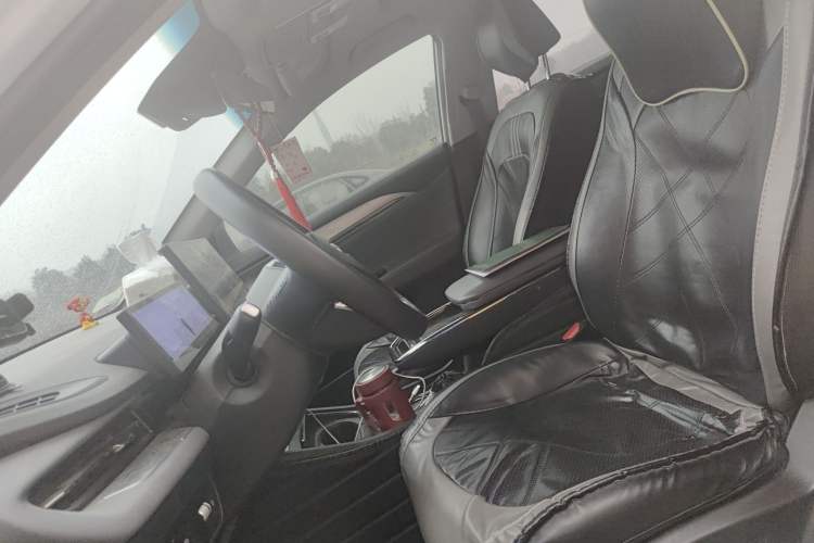 Used Geometry G6 2022 480 New Enjoyment Version Left Front Seat