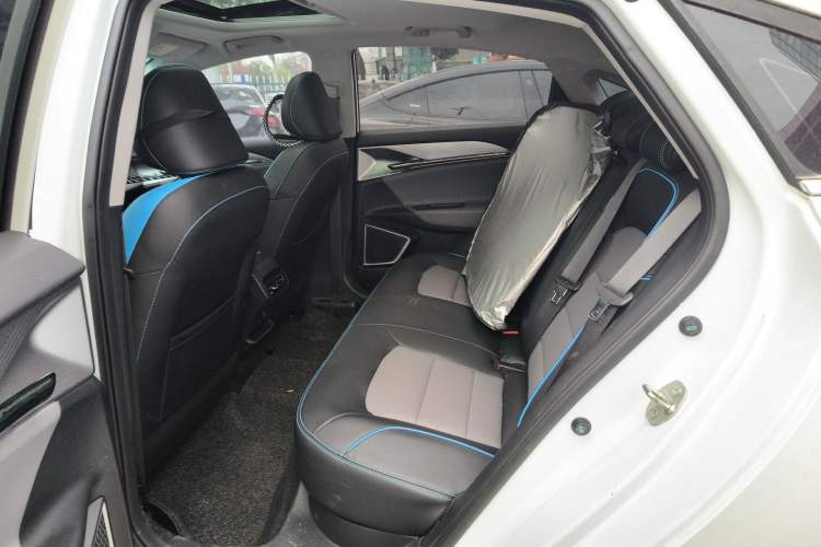 Used Geometry G6 2022 480 New Enjoyment Version Left Rear Seat