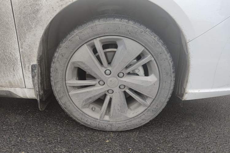 Used Geometry G6 2022 480 New Enjoyment Version Right Front Wheel Hub