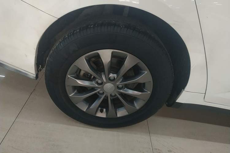 Used Geometry G6 2022 480 New Smart Type Right Rear Wheel Hub