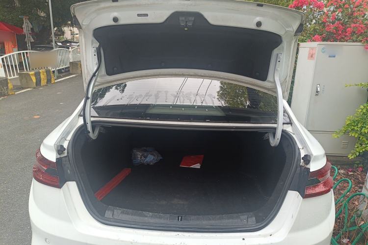 Used Geometry G6 2022 480 New Smart Type Trunk