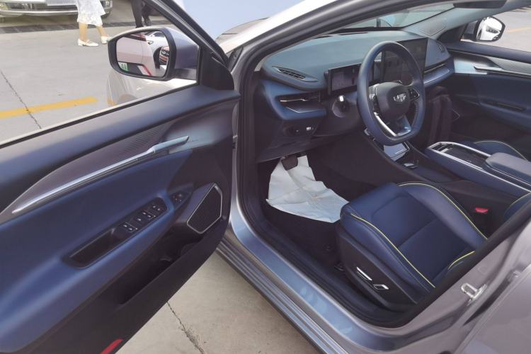 Used Geometry G6 2024 500KM Flagship Version Driver Seat