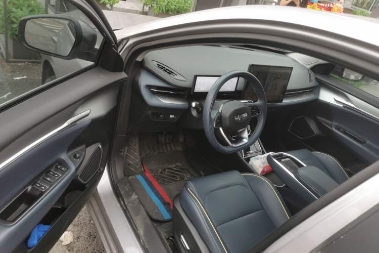 Used Geometry G6 2024 500KM Prestige Version Driver Seat