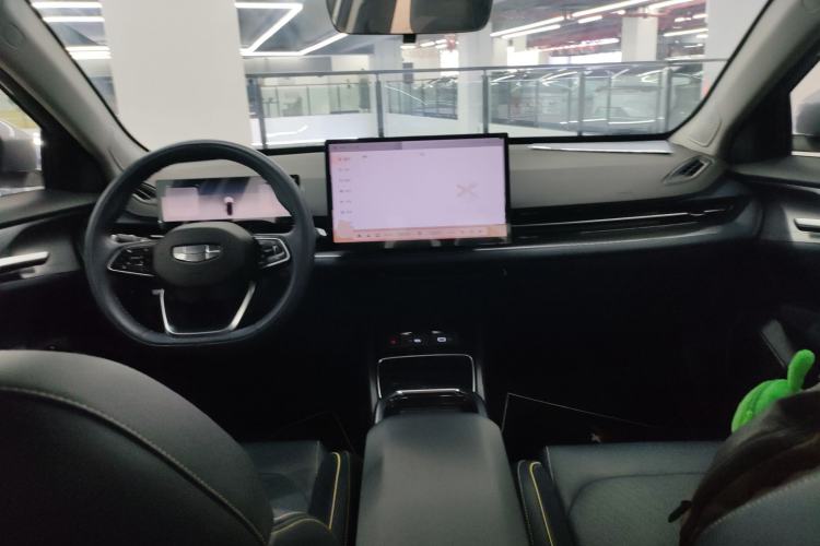 Used Geometry G6 2024 500KM Flagship Version Interior 2