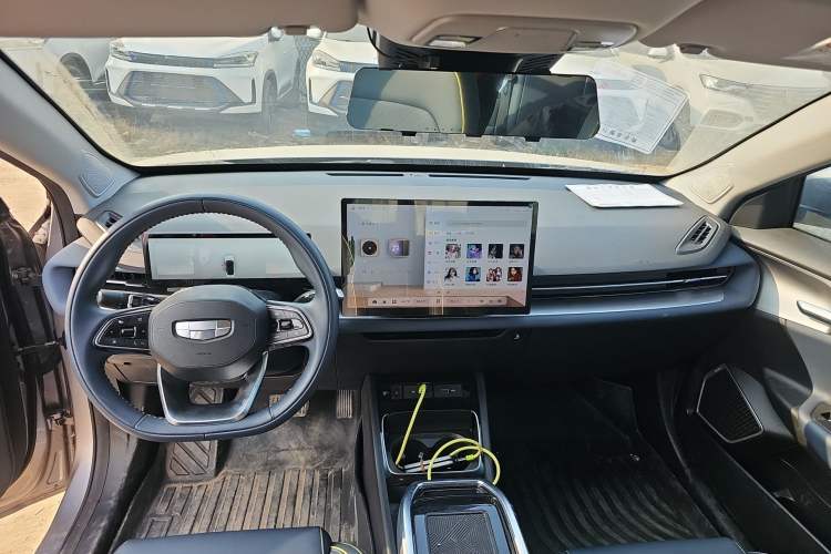 Used Geometry G6 2024 500KM Flagship Version Interior 2