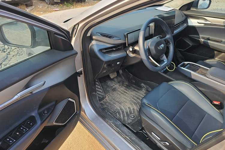 Used Geometry G6 2024 500KM Flagship Version Interior 3