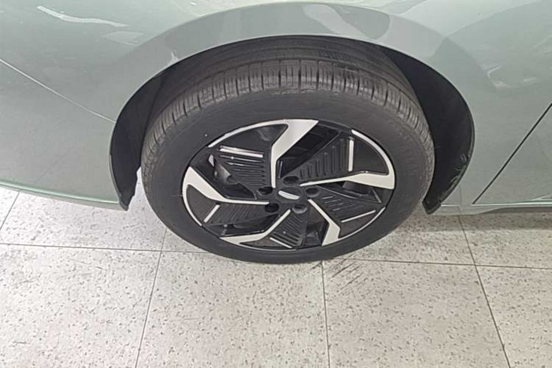 Used Geometry G6 2024 500KM Prestige Version Left Front Wheel Hub