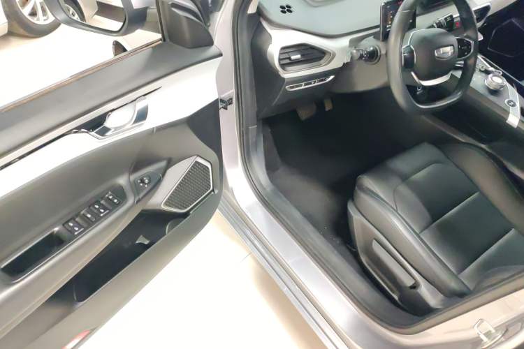 Used Geometry G6 2024 500KM Prestige Version Driver Seat
