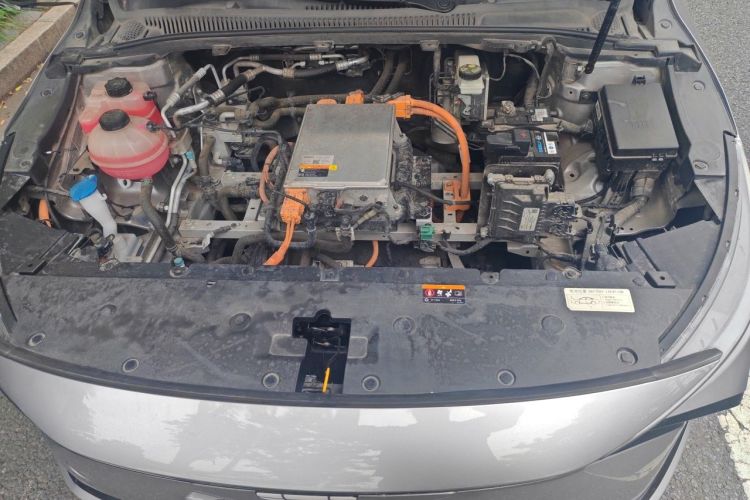 Used Geometry G6 2024 500KM Prestige Version Engine Bay