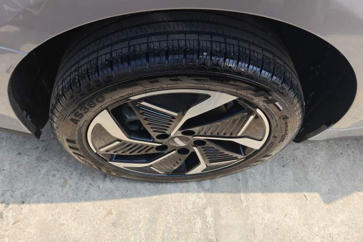 Used Geometry G6 2024 500KM Prestige Version Exterior 5