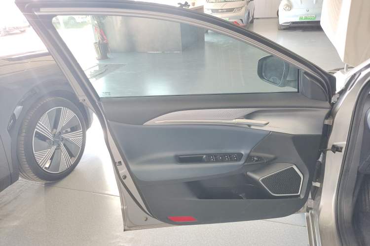 Used Geometry G6 2024 500KM Flagship Version Left Front Door Interior