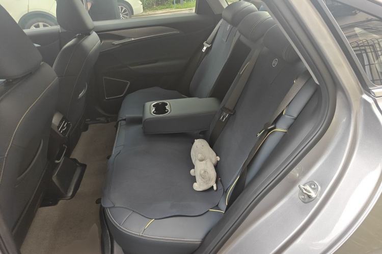 Used Geometry G6 2024 500KM Flagship Version Left Rear Seat
