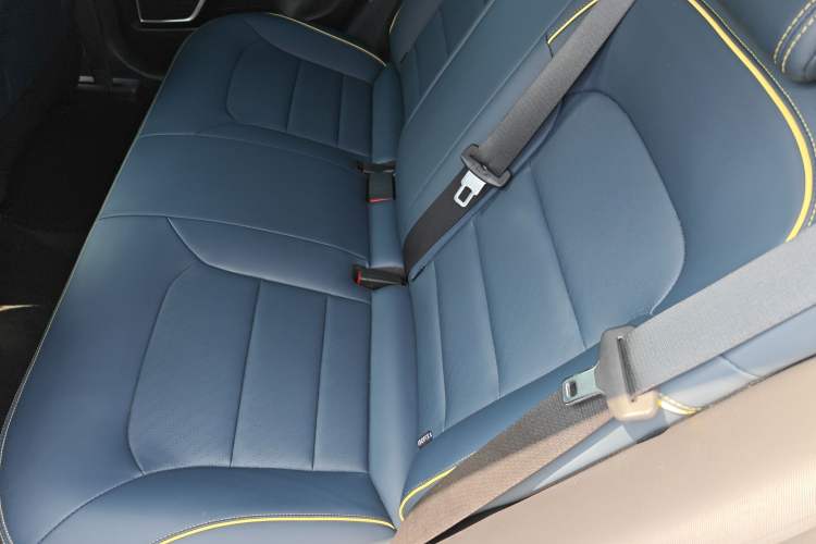 Used Geometry G6 2024 500KM Prestige Version Left Rear Seat
