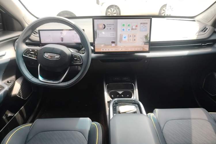 Used Geometry G6 2024 500KM Prestige Version Center Console