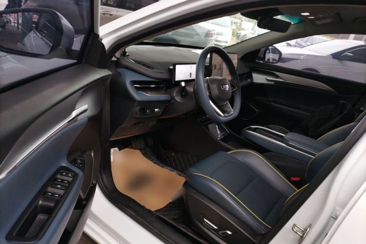 Used Geometry G6 2024 500KM Prestige Version Driver Seat