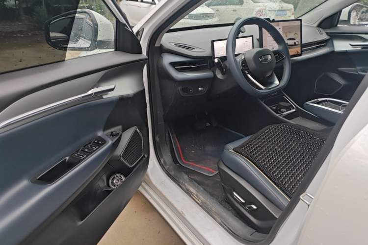Used Geometry G6 2024 500KM Prestige Version Driver Seat