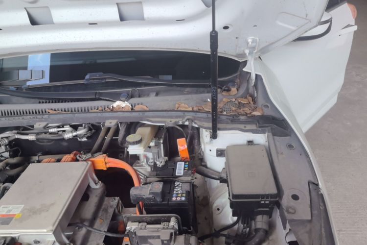 Used Geometry G6 2024 500KM Prestige Version Engine Bay Left