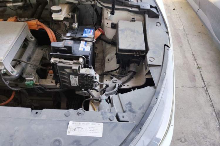 Used Geometry G6 2024 410 KM Luxury Version Engine Bay Left