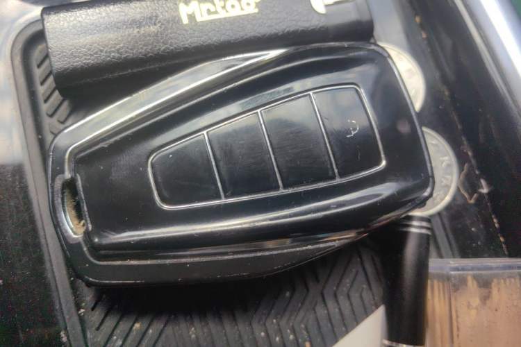 Used Geometry G6 2024 410 KM Luxury Version Interior 1