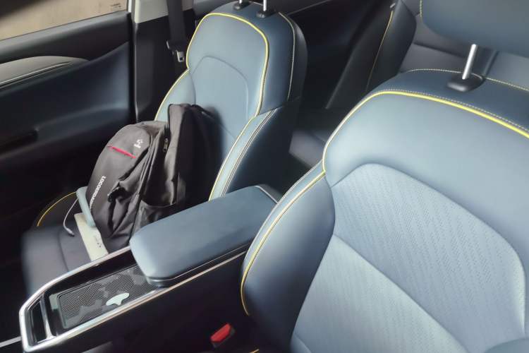 Used Geometry G6 2024 500KM Prestige Version Left Front Seat