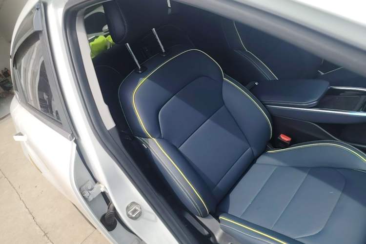 Used Geometry G6 2024 500KM Prestige Version Right Front Seat
