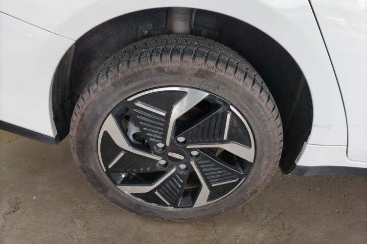Used Geometry G6 2024 500KM Prestige Version Right Rear Wheel Hub