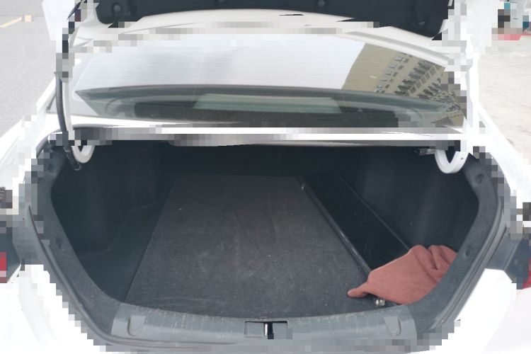 Used Geometry G6 2024 410 km Premium Version Trunk