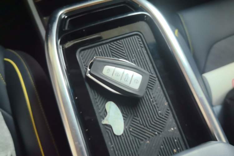 Used Geometry G6 2024 500KM Prestige Version Vehicle Key