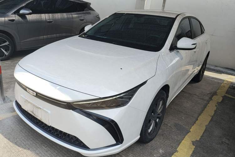 Used Geometry G6 2024 410 KM Luxury Version Guazi used car, China used car export, Used car for sale, Used cars, Cheapest cars for sale