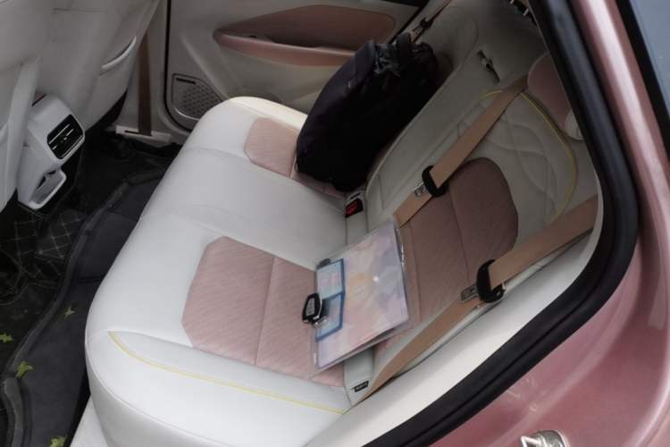 Used Geometry M6 2022 580 New Fun Edition Left Rear Seat